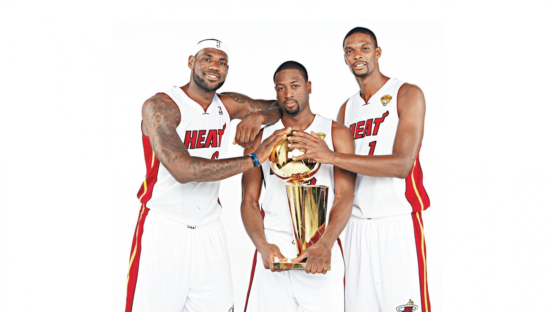 马洛卡多次抢断切断对方进攻线路，马洛卡队