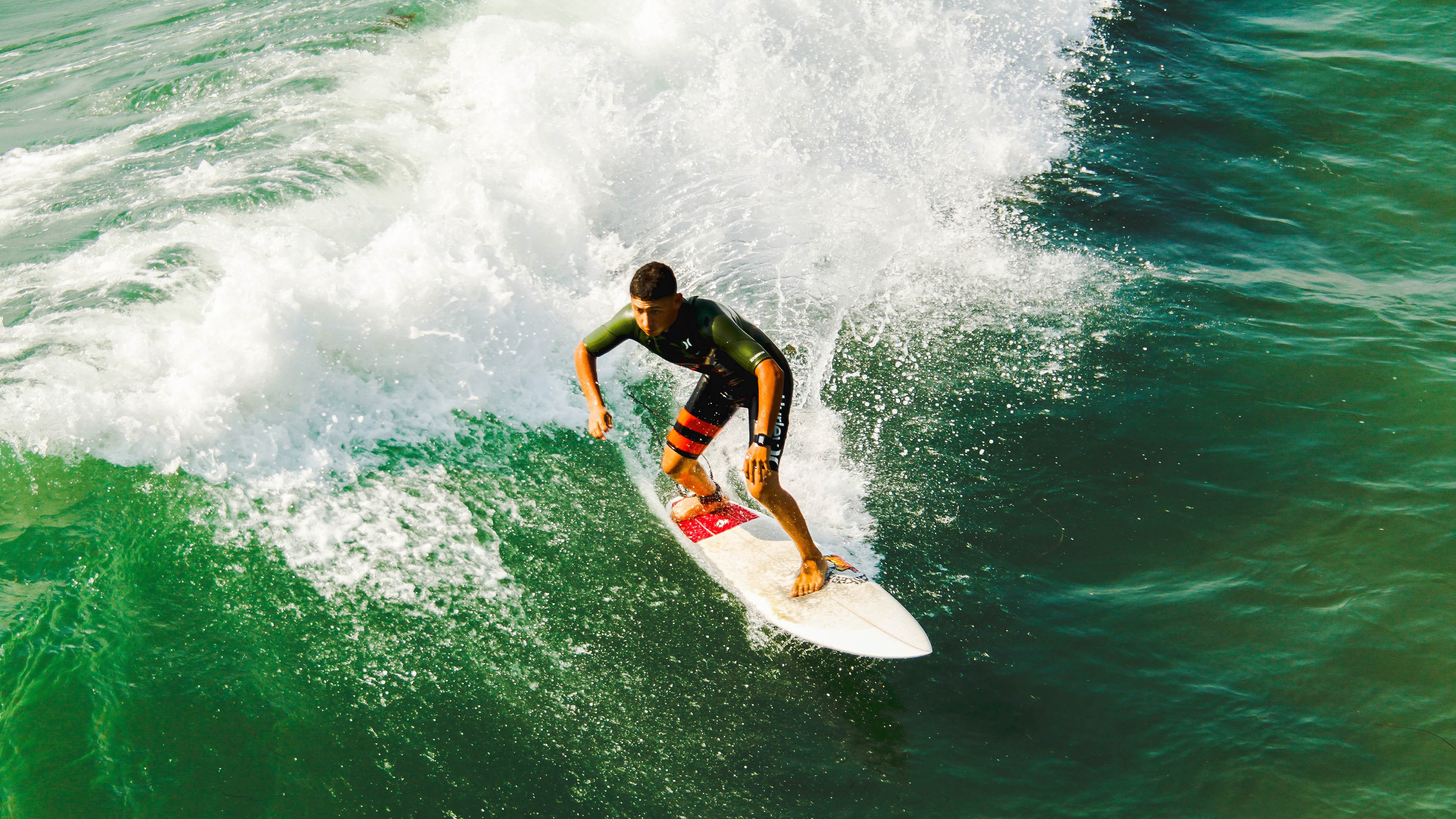 星空官网-伊朗男足在巴黎奥运会比赛中以3-0击败几内亚，伊朗男子足球队